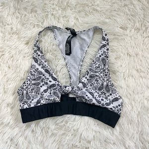 Victoria’s Secret pink sports bra